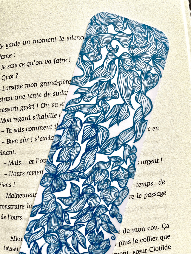 Marque-page dentelle blue