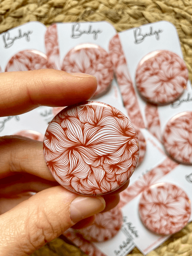 Badge dentelle brique
