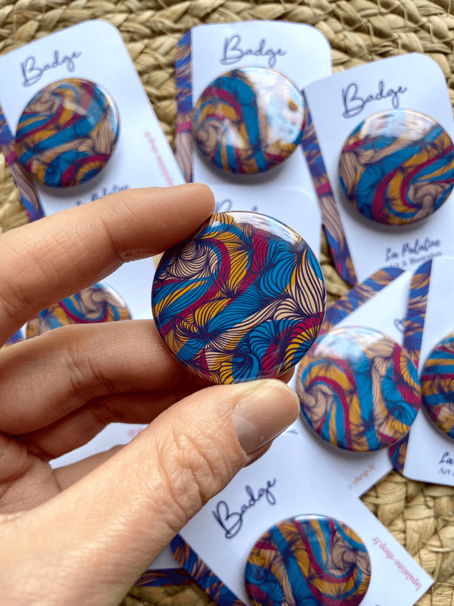 Badge violet bleu